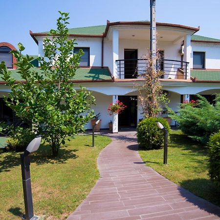 Guest House Panorama Aqualux With Free Parking Novi Sad Eksteriør bilde